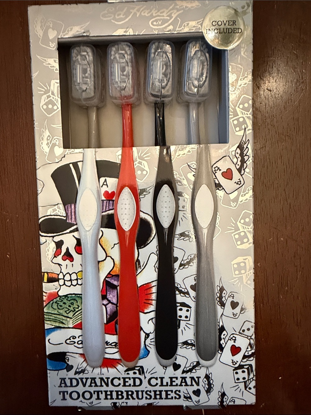 New Ed Hardy Advanced Clean Toothbrushes 4ct w/ Covers